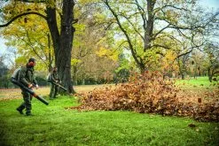 Stihl BR 800 C-E Puhallin 13 Stihl BR 800 C-E Puhallin -Piha & Puutarha Sales Store br800ce action ii 1