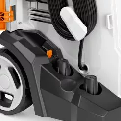 Stihl RE 110 Painepesuri 12 Stihl RE 110 Painepesuri -Piha & Puutarha Sales Store re110 closeup ii